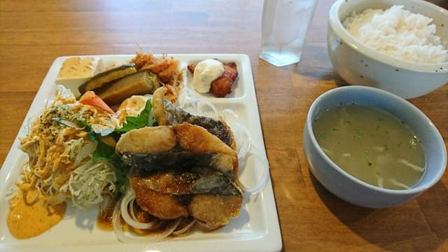 ぴぴ - サブ画像1