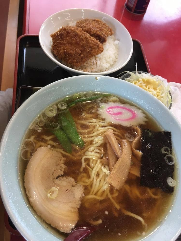 呑み食い処 平和屋