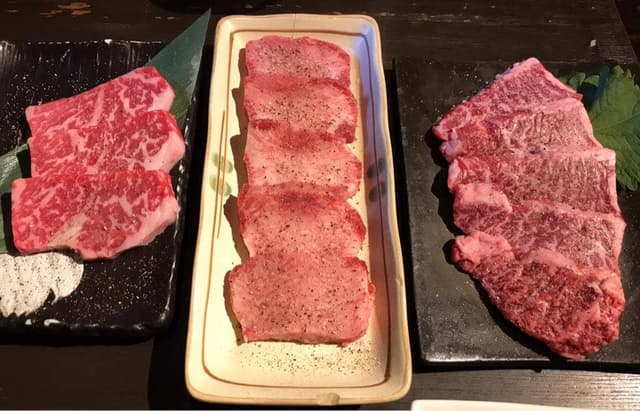 炭火焼肉ぼたん - サブ画像2