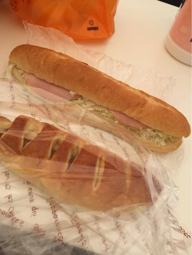 サンポッポベーカリー本店 - サブ画像1