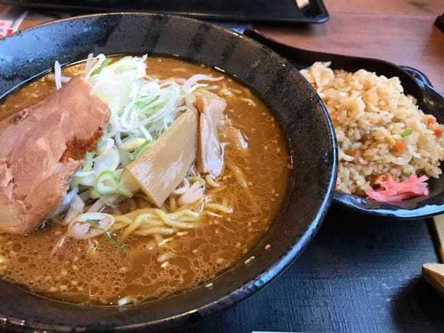 北海道らぁめん 伝丸 42号松阪宮町店 - サブ画像3