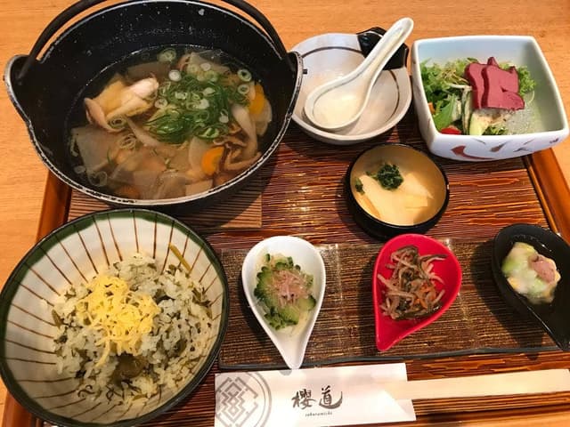 馬肉専門店管乃屋 熊本城桜の馬場桜の小路 - サブ画像1