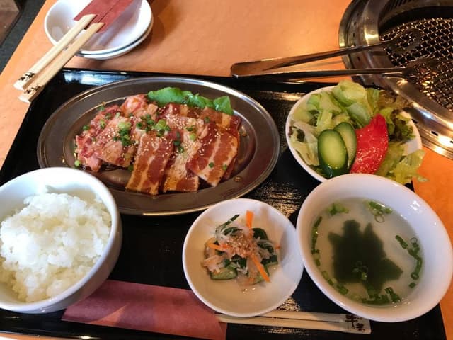 焼肉牛若 - サブ画像1