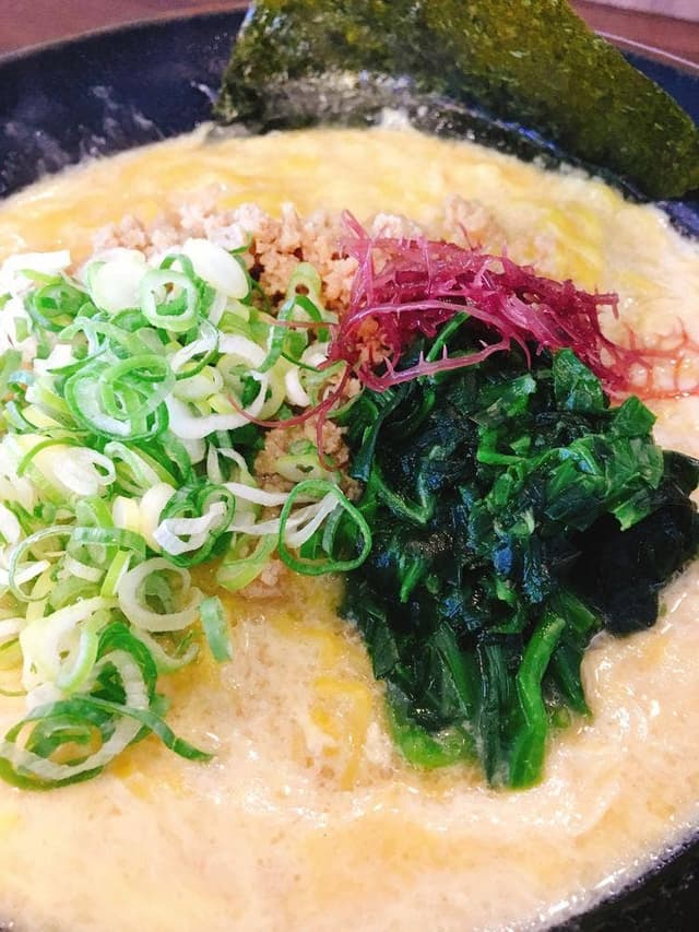 鶏白湯 らぁ麺 荻 - サブ画像1