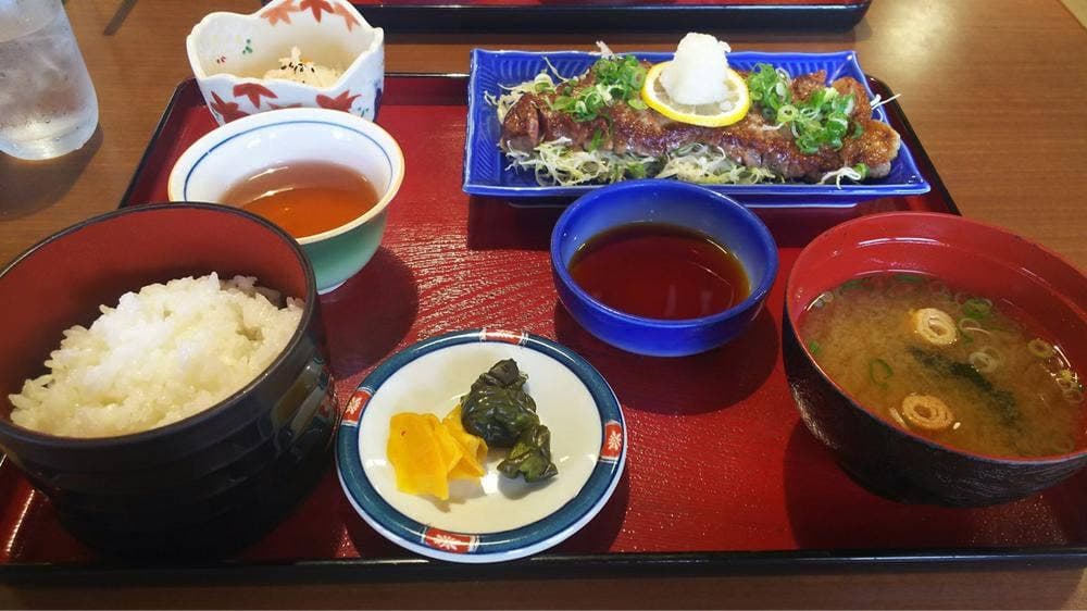レストラン もみじ