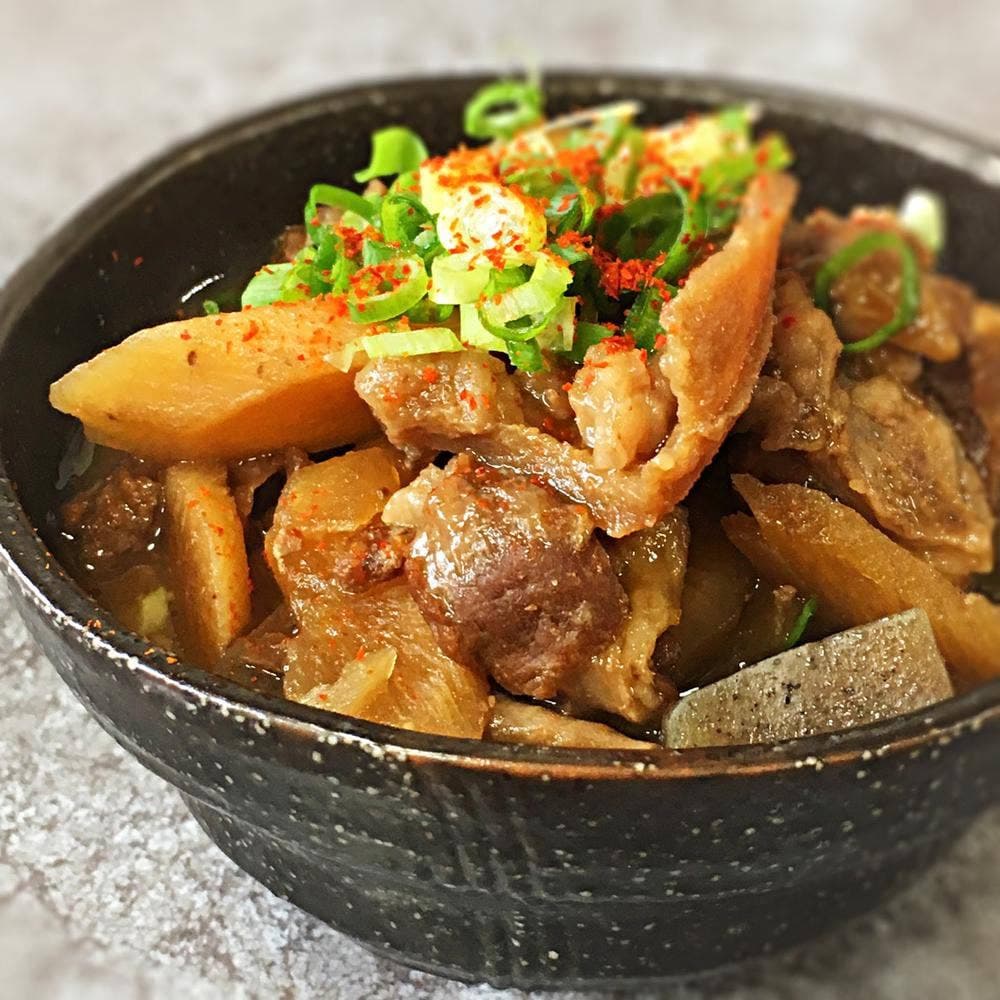 豚皇 那佐店