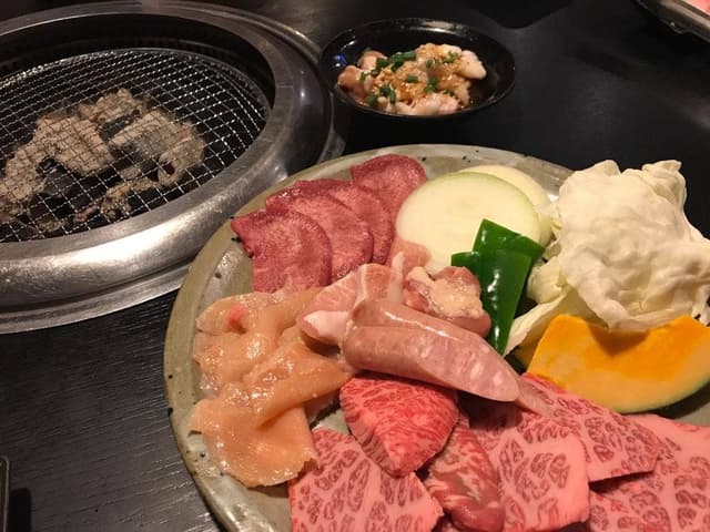 焼肉本舗 - サブ画像3