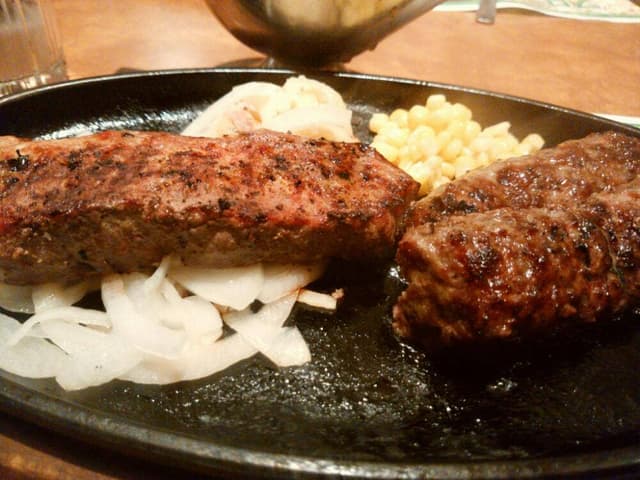 ブロンコビリー 東海店 - サブ画像1