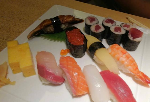 ぎふ初寿司 劇場通り店 - サブ画像1