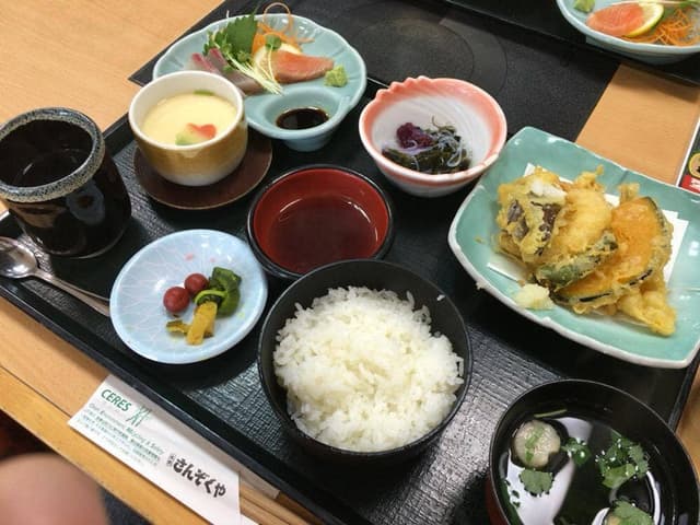 食処 さんぞくや 中間店 - サブ画像1