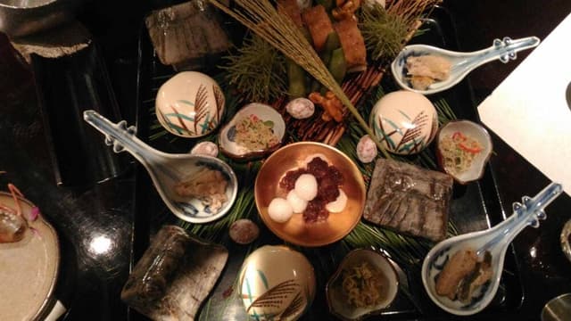 二条 有恒 - サブ画像3