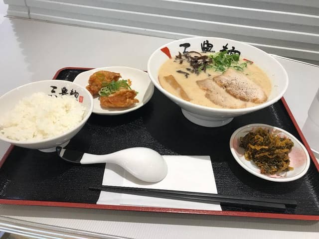 三豊麺 プロメナ神戸店 - サブ画像2