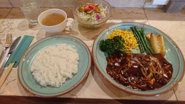 カフェ ガウディ - サブ画像2