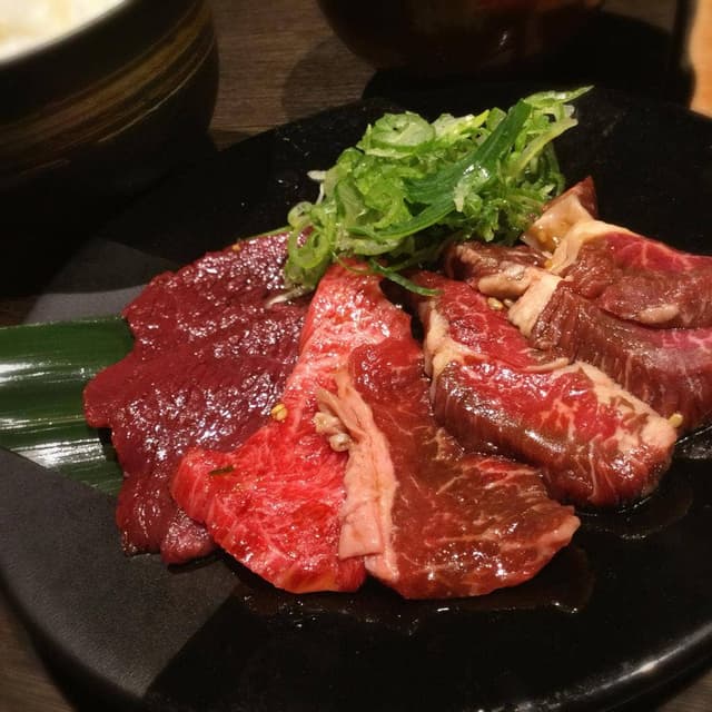 炭火焼肉酒房 雷音 たまプラーザ店 - サブ画像2