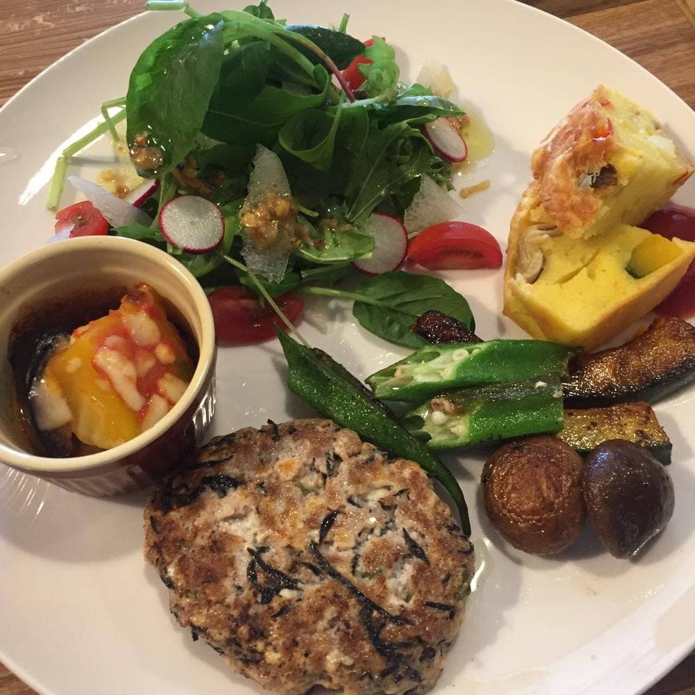Cafe Fig Tree