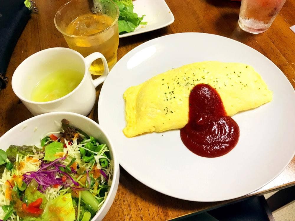 洋食屋 とら吉