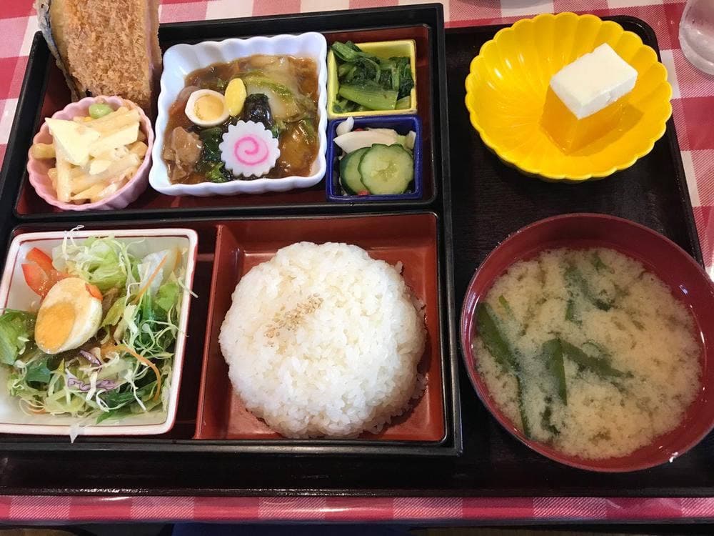 洋食DonDon