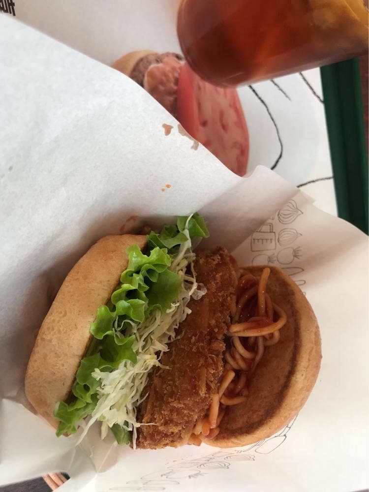 モスバーガー 春日井出川店