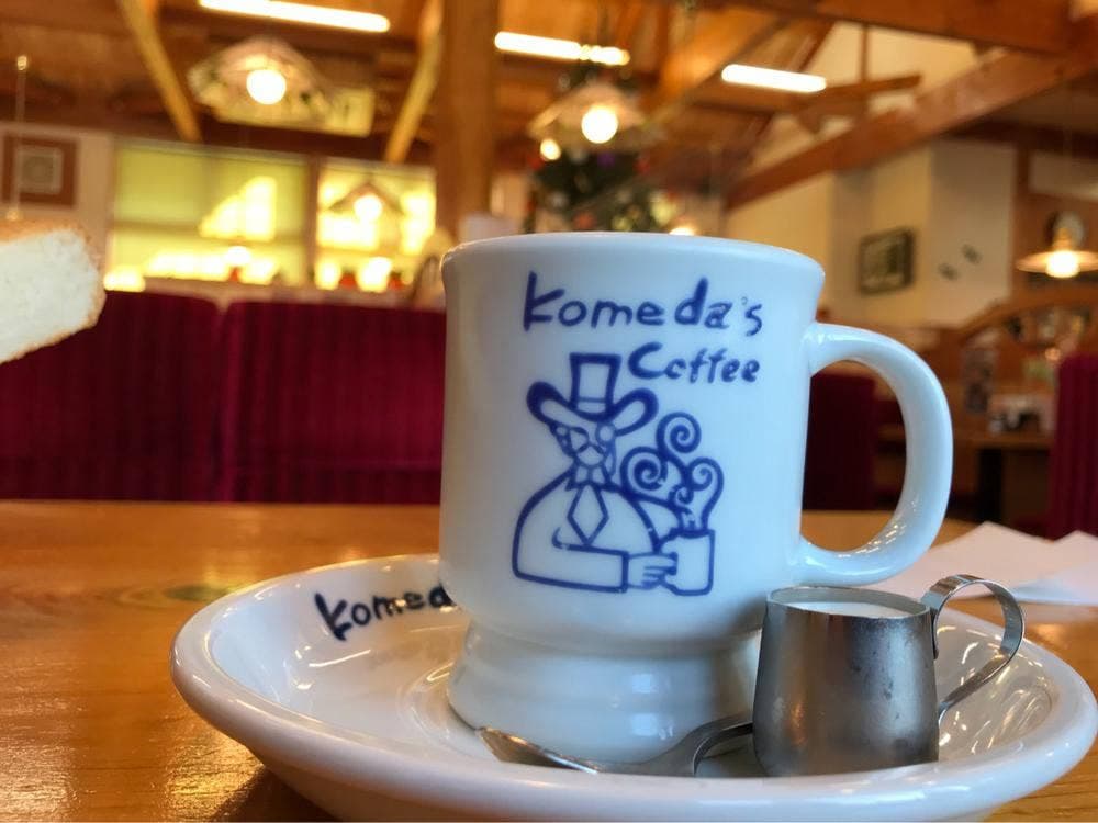 コメダ珈琲店 鳥栖弥生が丘店