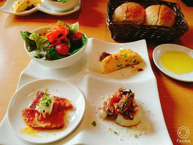 イタリア食堂Passione - サブ画像1