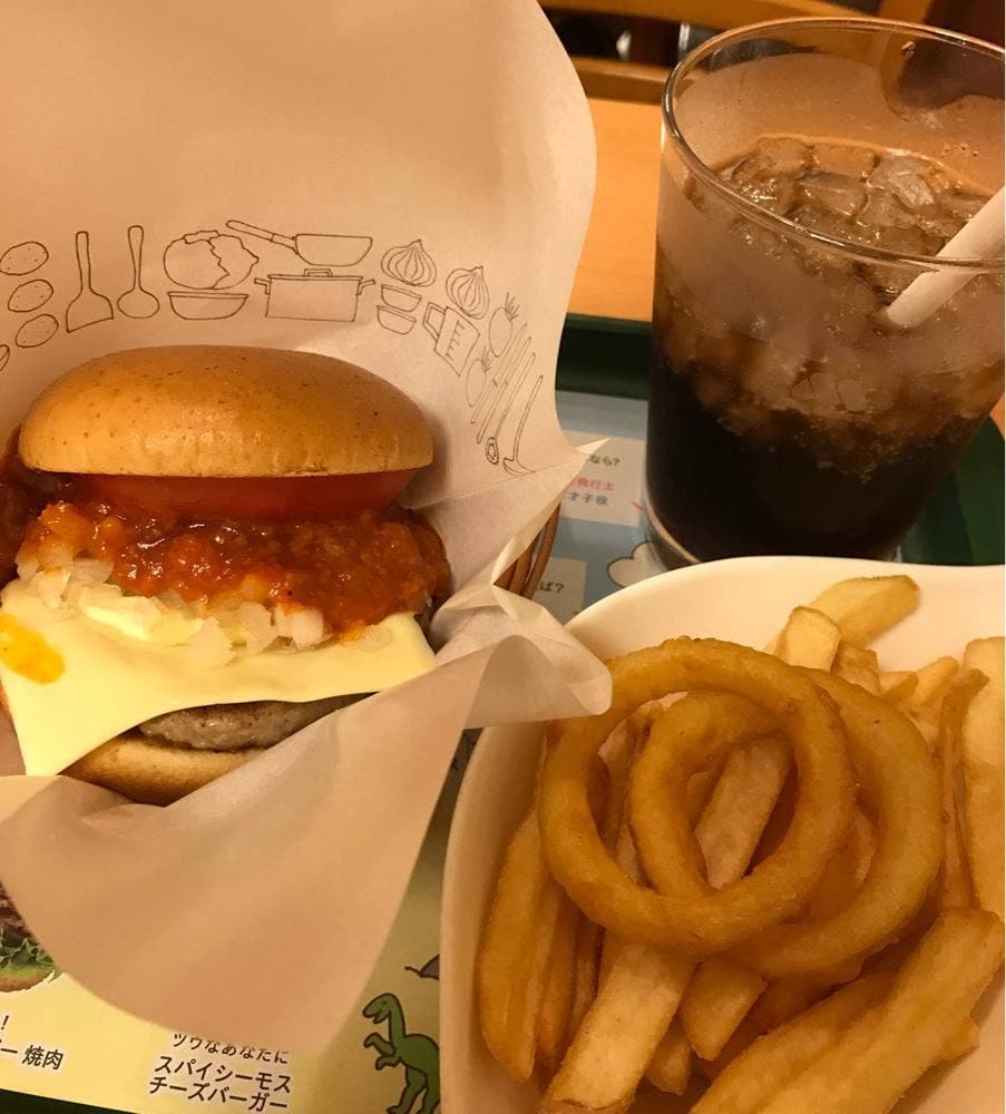 モスバーガー 港南台店