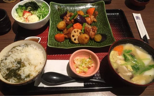 大戸屋ごはん処 北谷店 - サブ画像3