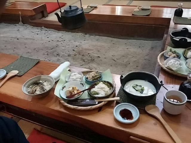 とうふと京風ゆば料理 若宮 - サブ画像3