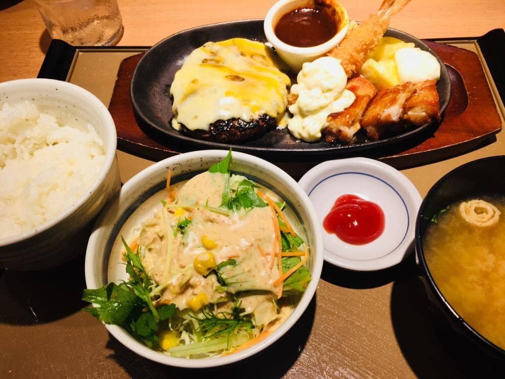 やよい軒 高松東バイパス店