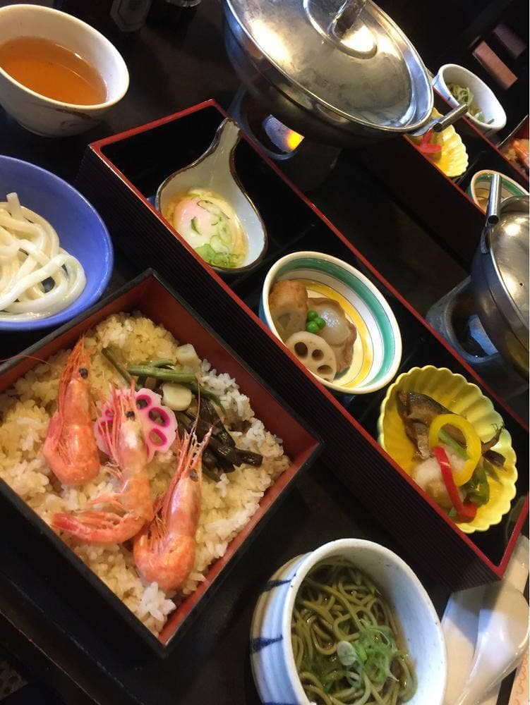 お食事処 漁師の館 加賀伝統工芸村ゆのくにの森
