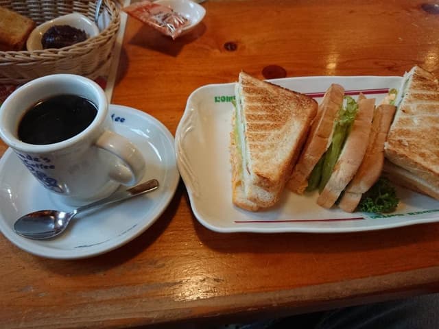 コメダ珈琲店 豊橋三本木店 - サブ画像1