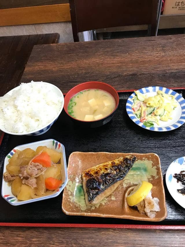 まるよし食堂 - サブ画像1
