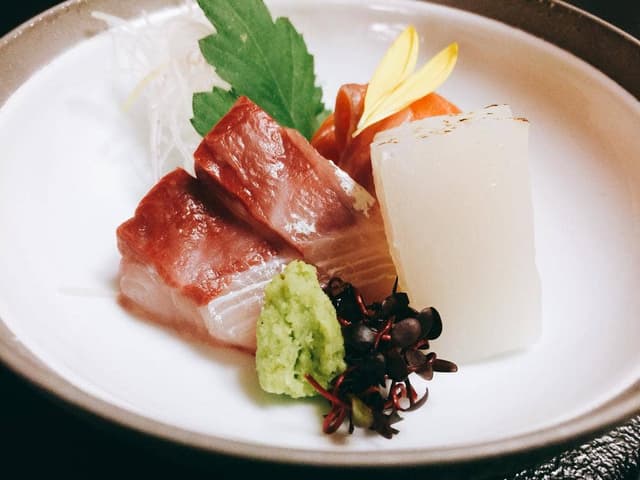 季節郷土料理 湖楽園 - サブ画像2