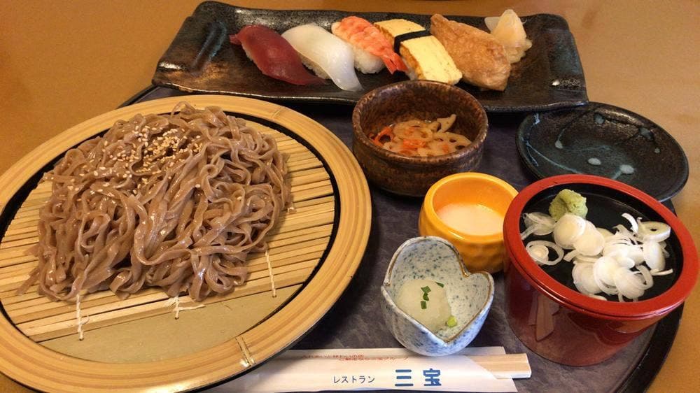 レストラン三宝 吉田店