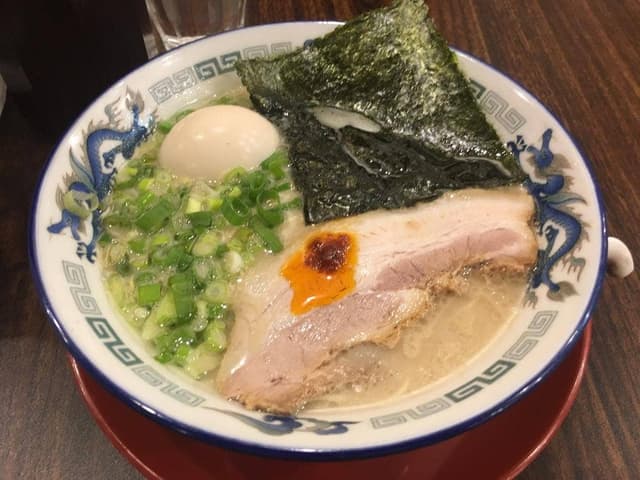 豚骨ラーメン酒場 たつまき - サブ画像1
