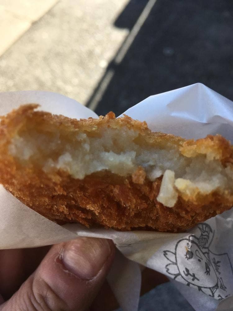 ころっけスタンド蘖 山本食品 門前せせらぎ店内