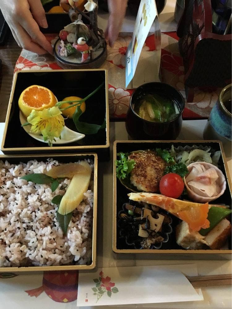茶処 百花
