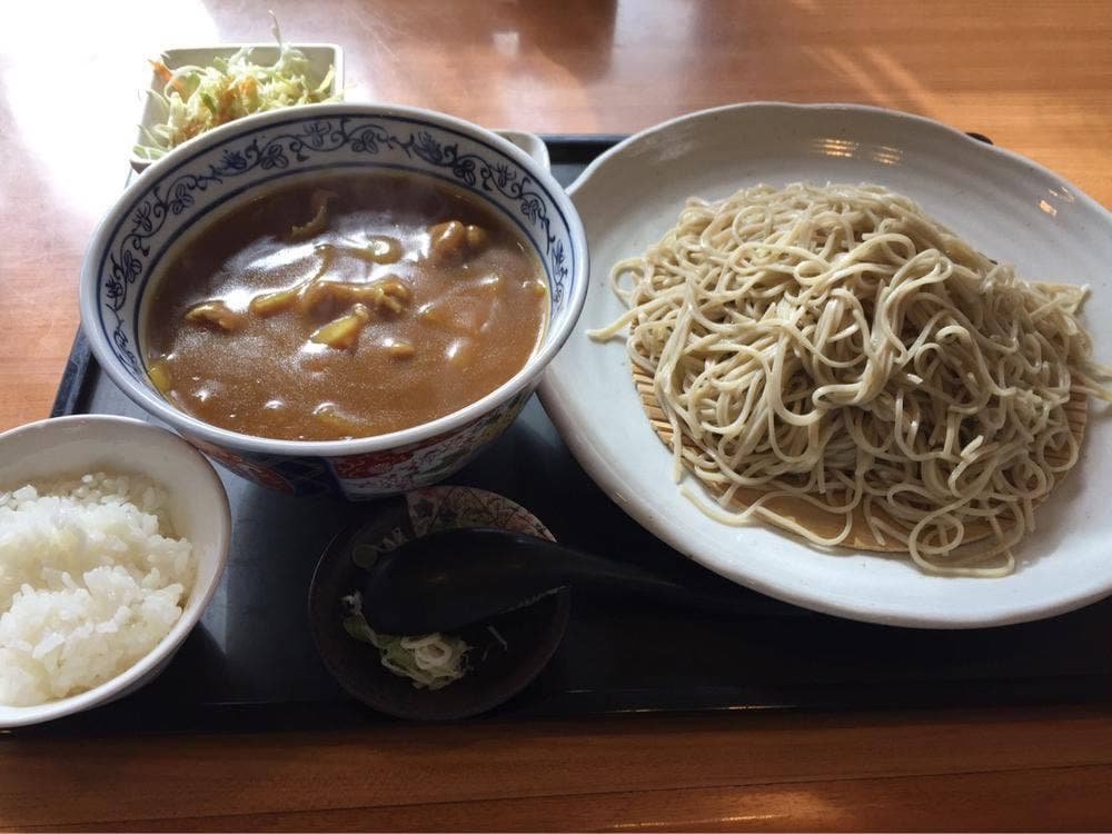 なかだ