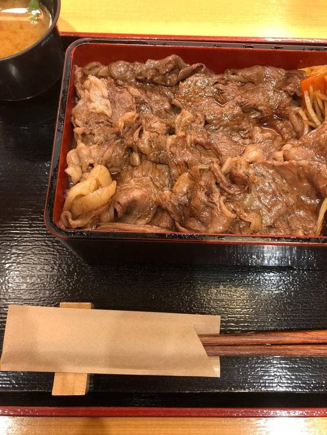 柿安 牛めし 大丸梅田店 - サブ画像3