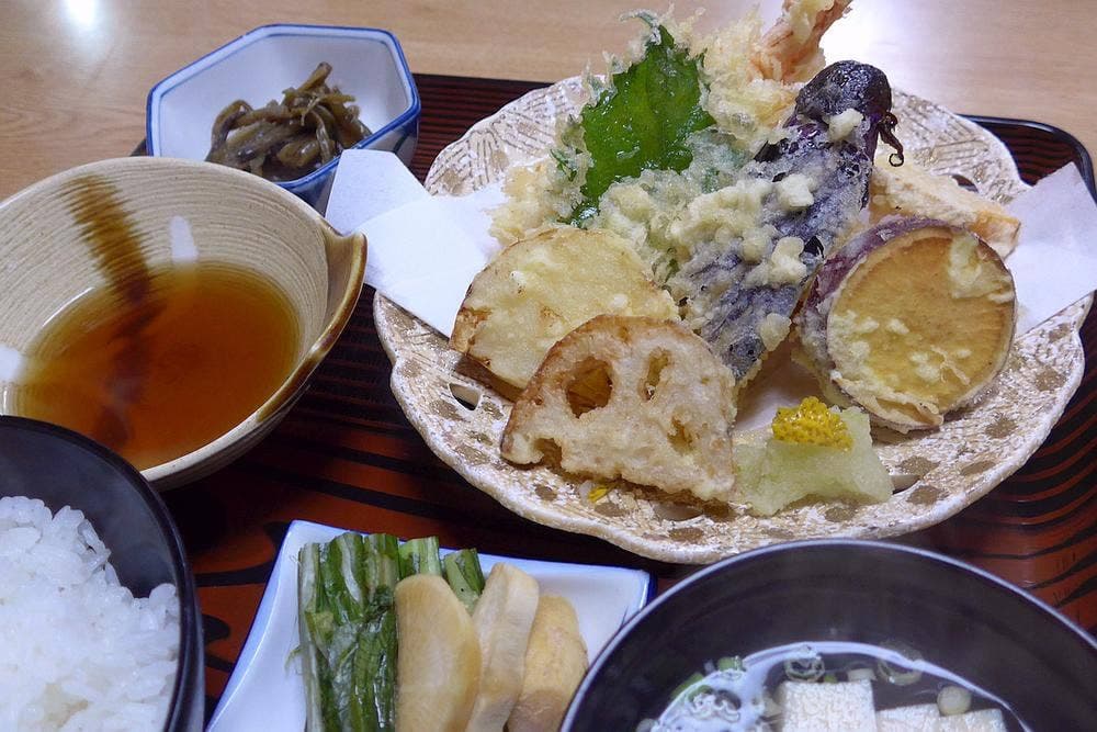 和風れすとらん 蜜蜂