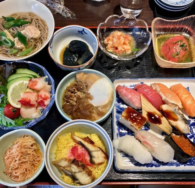 お食事処 高雄路 やまざき - サブ画像1