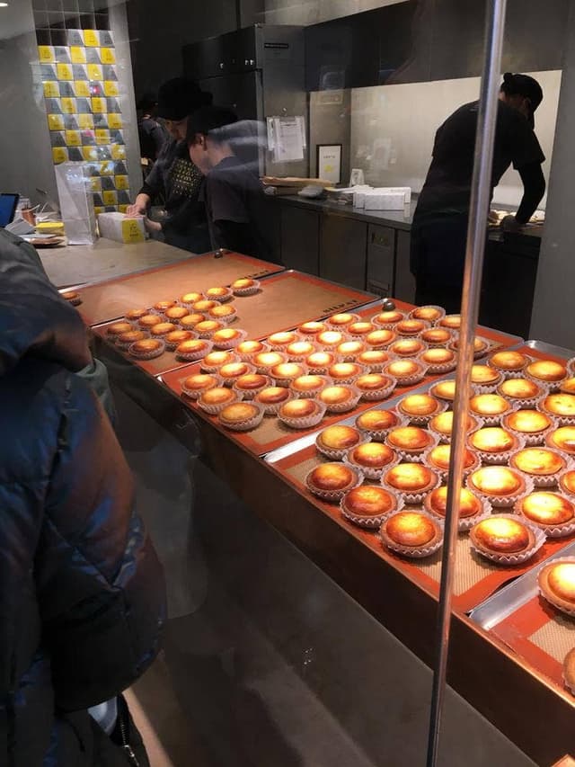 ベイク チーズタルト 広島駅店 - サブ画像2