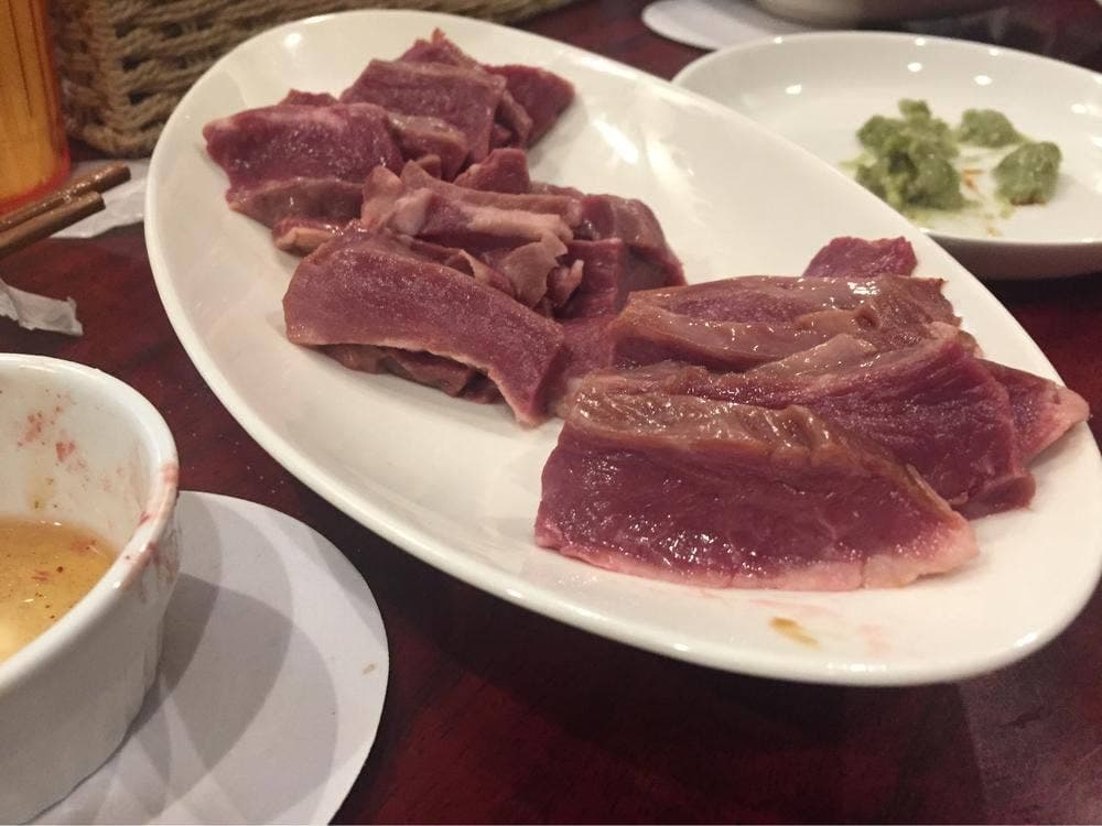肉バル 食いしん坊