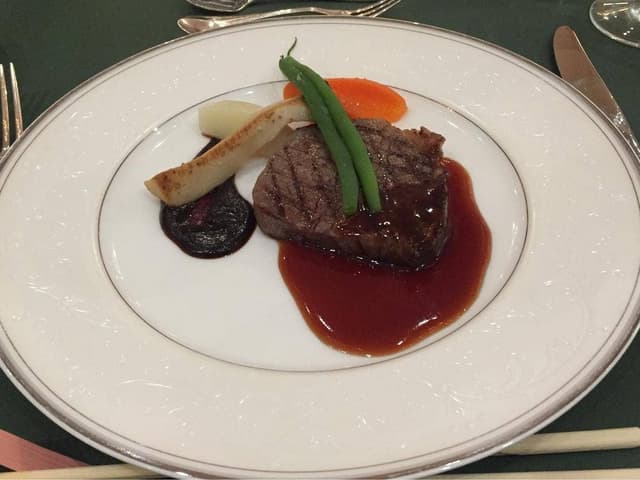 カフェダイニング＆ストーンスパ モンレーヴ - サブ画像1
