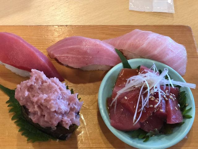 魚敬 津久井浜店 - サブ画像3