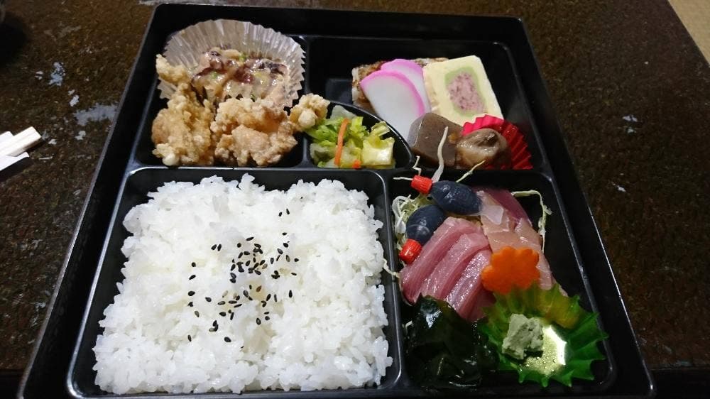 料理 仕出し 田中屋