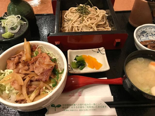 東部湯の丸SA上り AVANZARE - サブ画像1