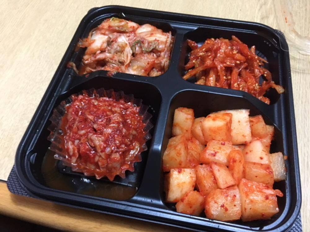 黄さんの手造りキムチ高麗食品 平野工場直売店