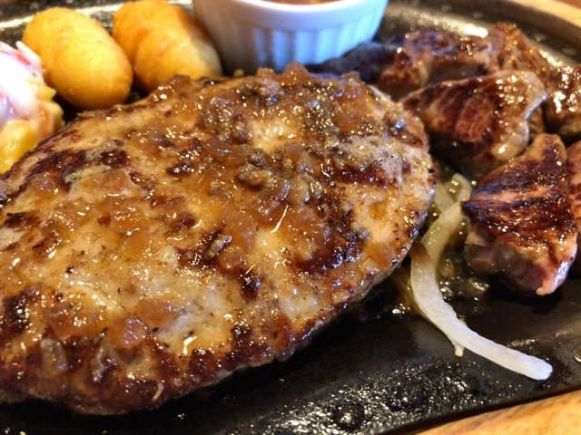 びっくりドンキー 名取店 - サブ画像1