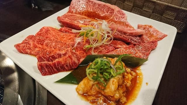 炭火焼肉 牛○亭 - サブ画像1