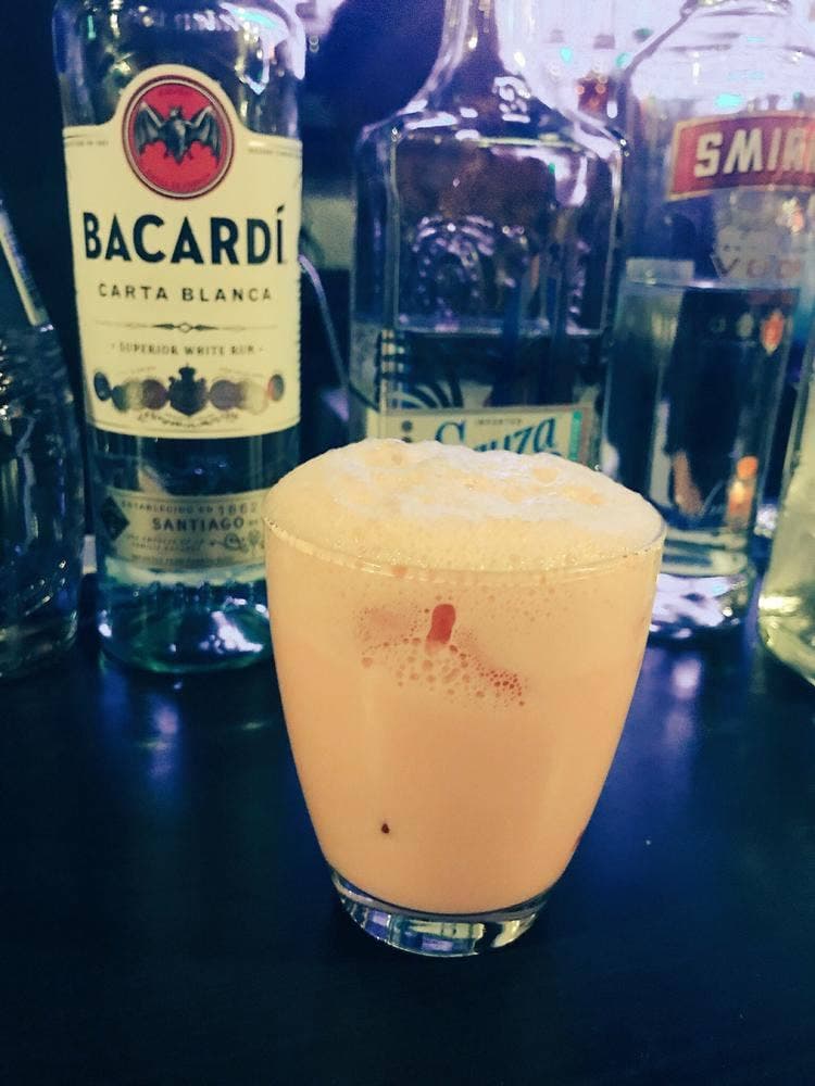 bar moon walk 西武新宿駅前店